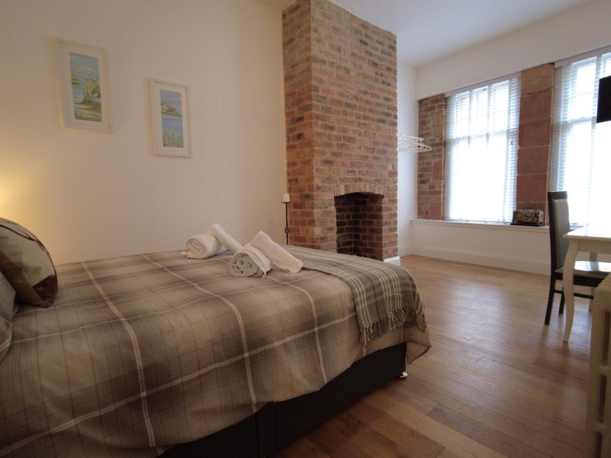Rabbies School House, 2 Bed Apartment Ayr Town Centre מראה חיצוני תמונה